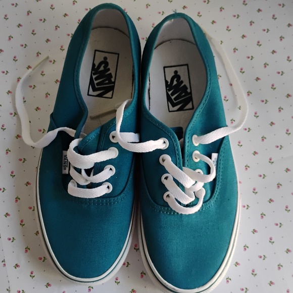 VANS: OCEAN DEPTHS Women's Size 7.5  Low-Top Canvas Sneakers - Picture 3 of 4